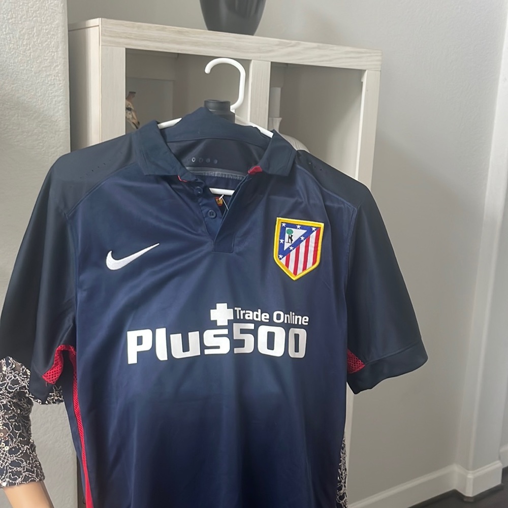 Shirt new